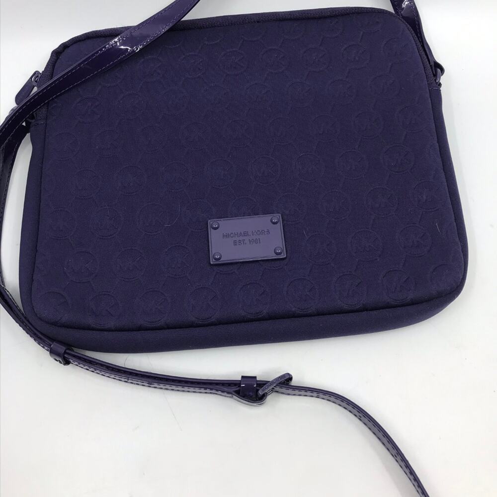 Michael Kors Dark Purple Scuba Tote Bag Over Logo - Picture 2 of 8